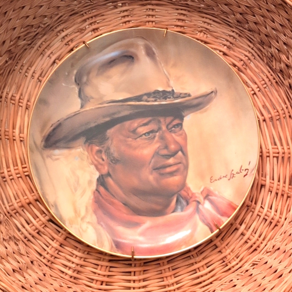 Vintage 1979 John Wayne first edition collectors plate Endre Szabo art decor